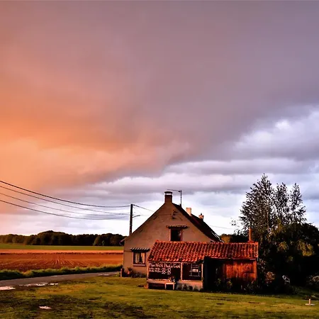 Maison Jeanny, Full House With Big Garden Nyaraló *