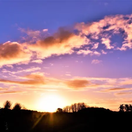 Maison Jeanny, Full House With Big Garden * Frasnes-lez-Anvaing