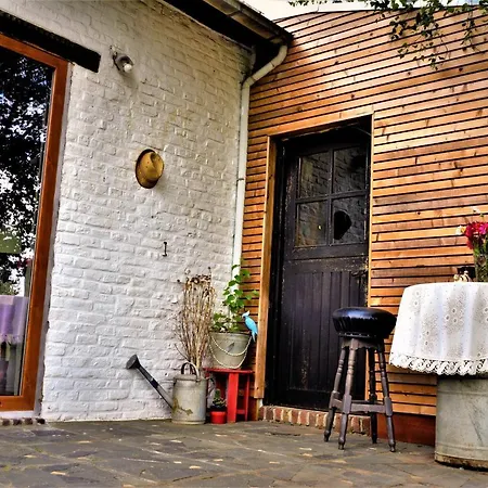 Maison Jeanny, Full House With Big Garden * Frasnes-lez-Anvaing