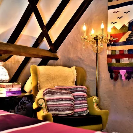 Maison Jeanny, Full House With Big Garden Ferienhaus *