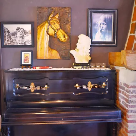 Maison Jeanny, Full House With Big Garden * Frasnes-lez-Anvaing