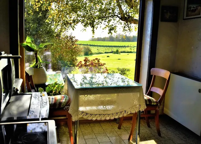 Hébergement de vacances Maison Jeanny, Full House With Big Garden